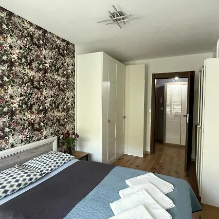 Zielona Dolina Apartment *